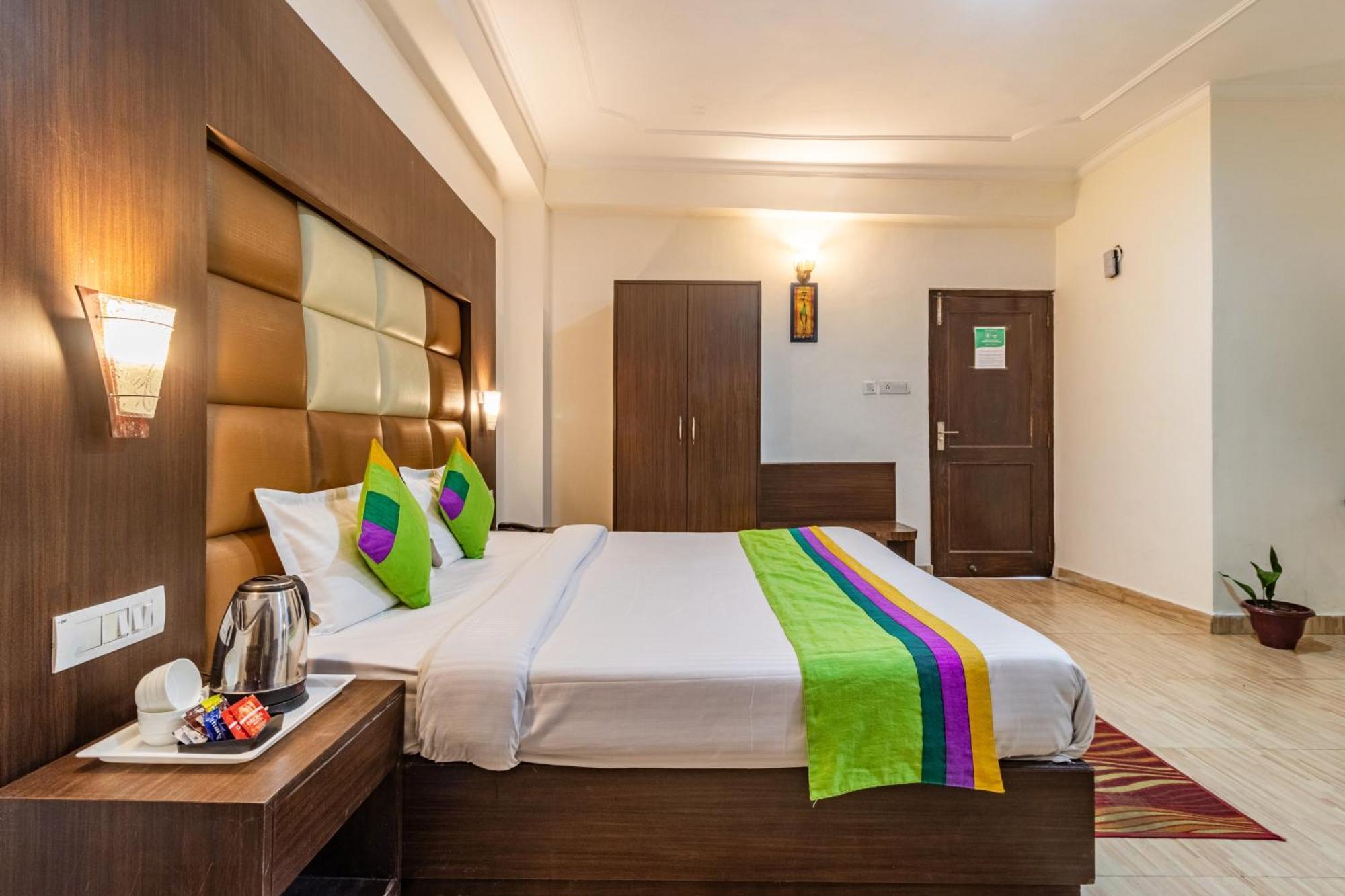 Treebo Snow View Resort Kufri With Mountain View Shimla Exterior photo